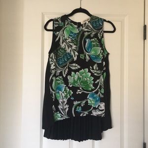 DIANE VON FURSTENBERG
Silvie Floral Sleeveless Top